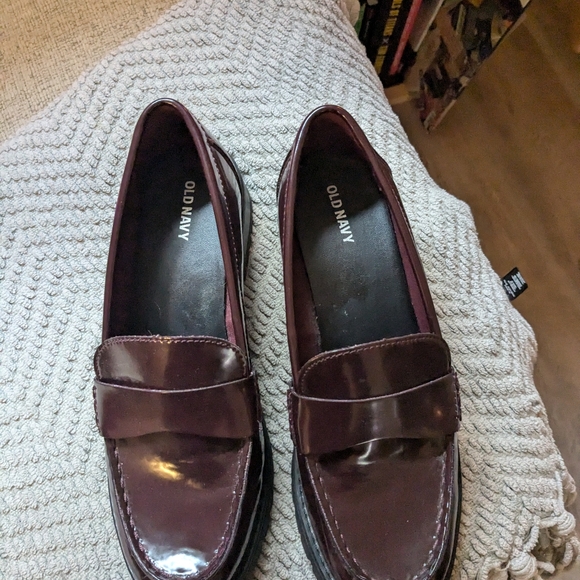 Old navy loafers - Picture 3 of 3
